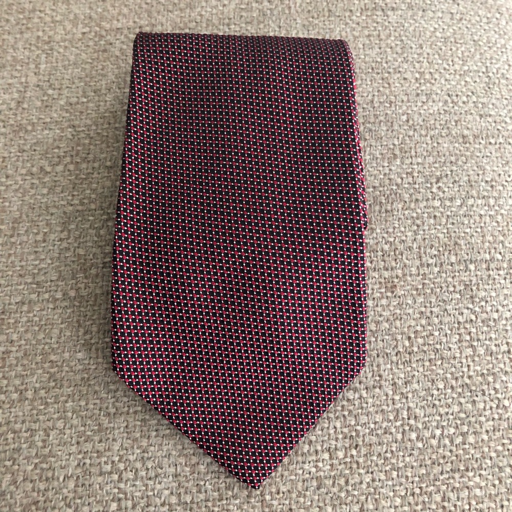 Brooks Brothers Red and Navy Silk Tie